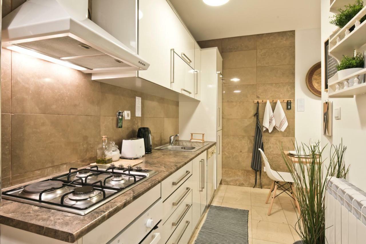 Alma Nossa Guest House Lisboa 外观 照片